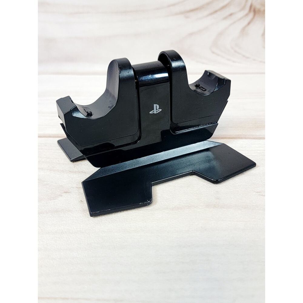 PowerA CPFA141325-02 DualShock 4 Controller Charging Station Only No Power Cord